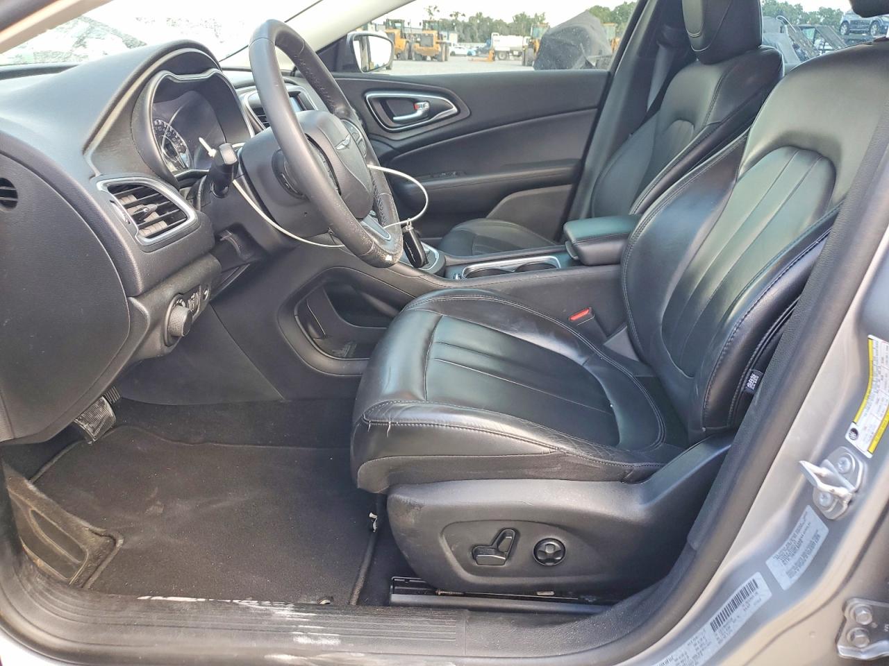 2017 CHRYSLER 200