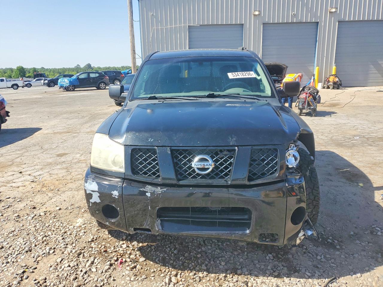 2005 NISSAN TITAN