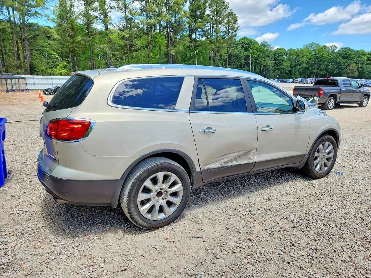 2010 BUICK ENCLAVE