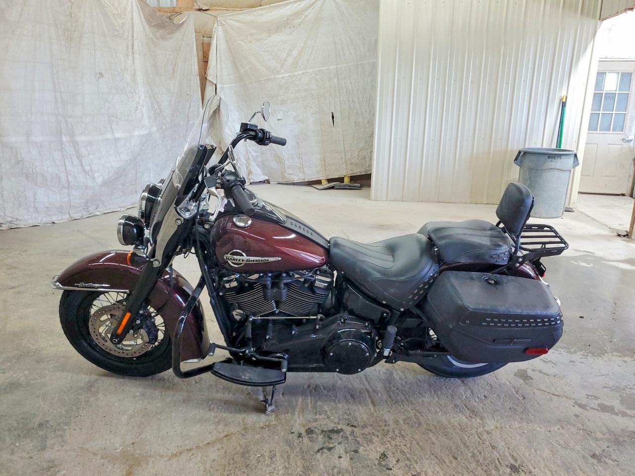 2018 HARLEY-DAVIDSON FL