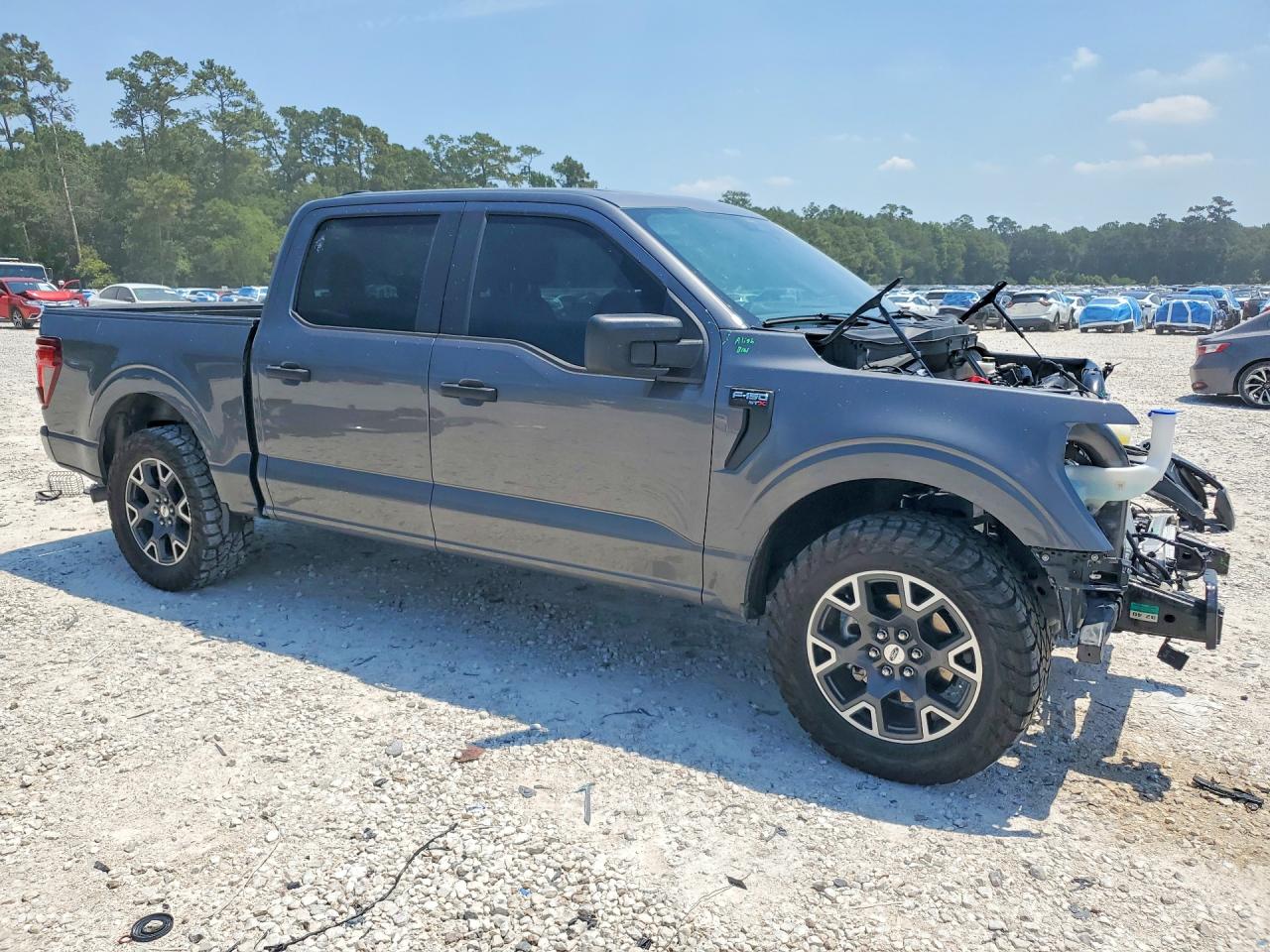 2025 FORD F150
