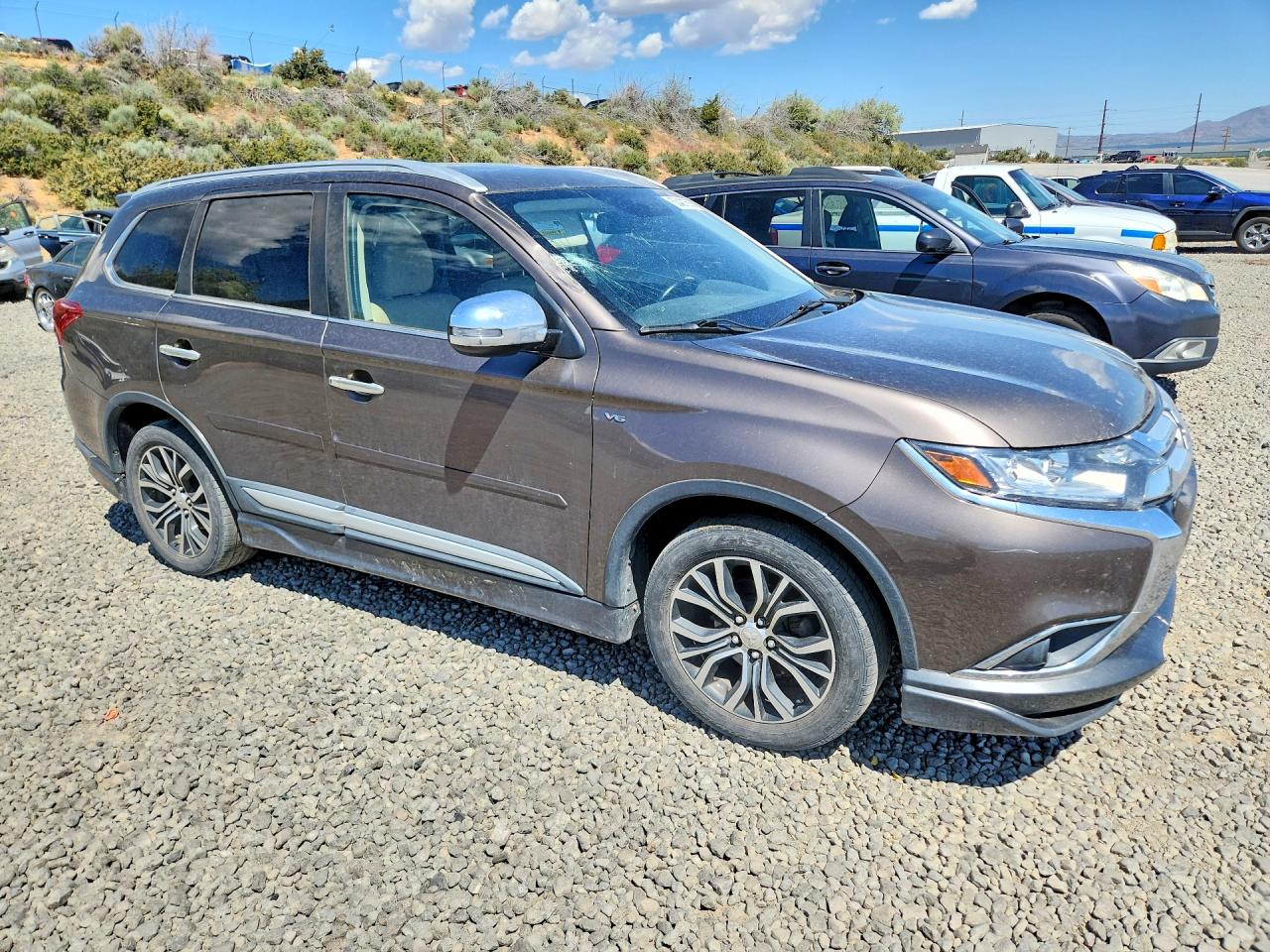 2016 MITSUBISHI OUTLANDER