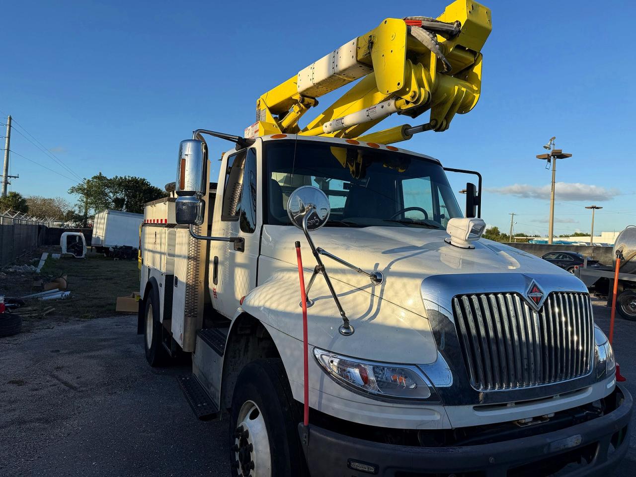 2018 INTERNATIONAL 4000 SERIE