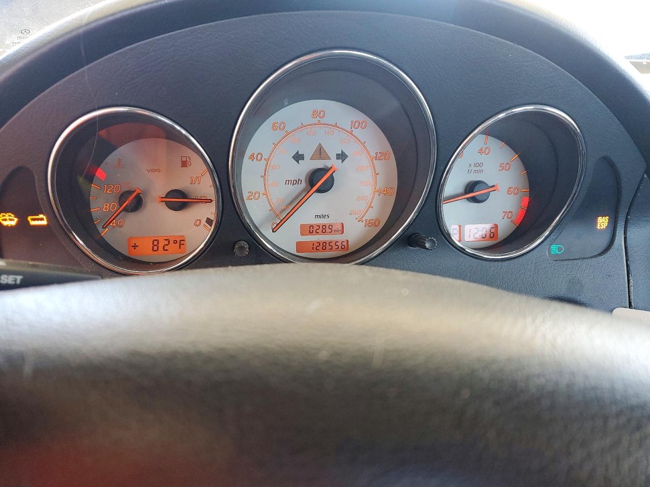 2003 MERCEDES-BENZ SLK-CLASS