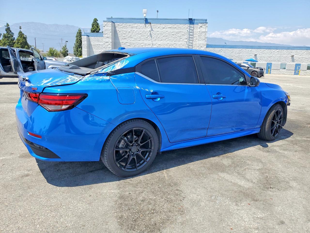 2024 NISSAN SENTRA