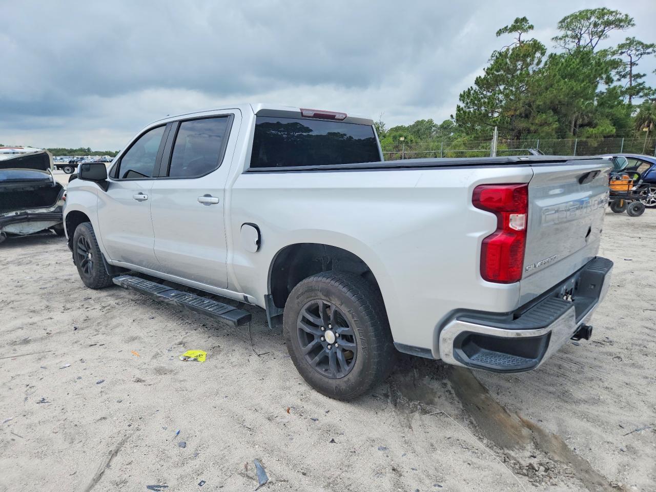 2021 CHEVROLET SILVERADO