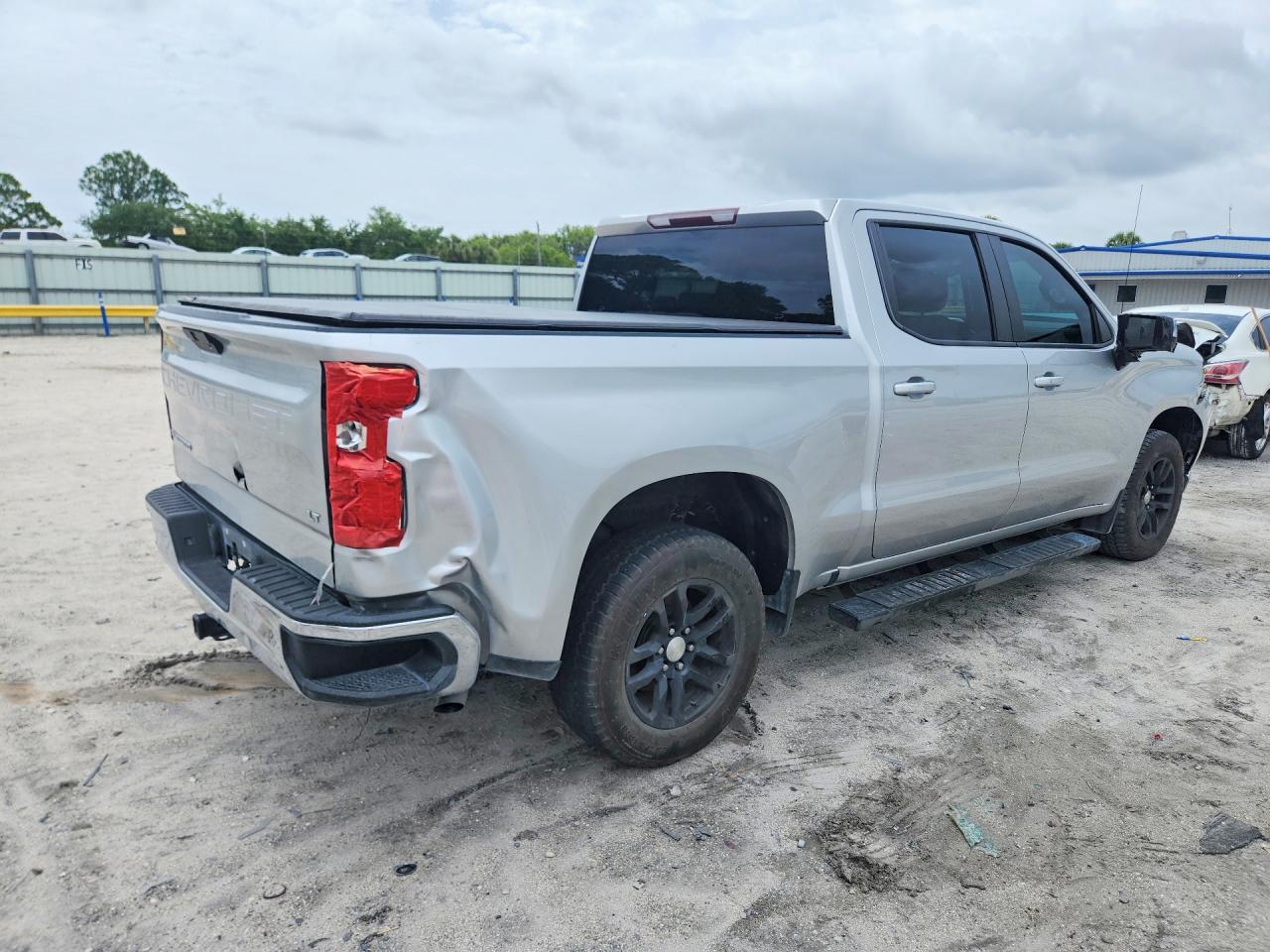 2021 CHEVROLET SILVERADO