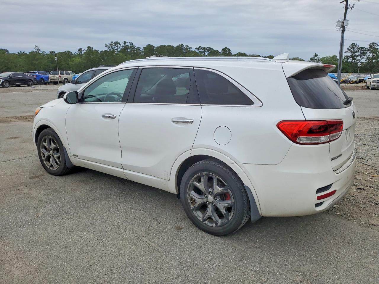 2018 KIA SORENTO