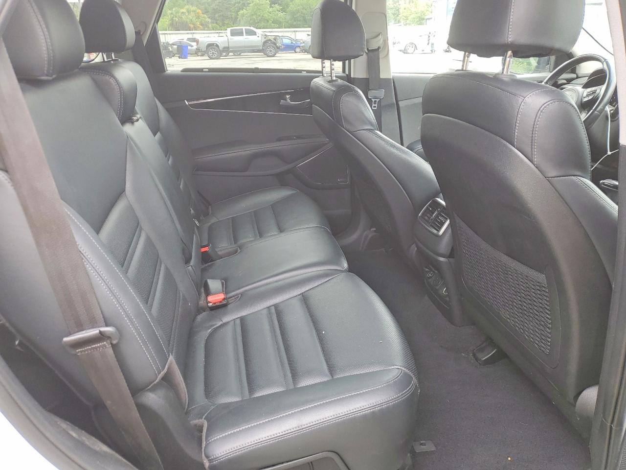 2018 KIA SORENTO