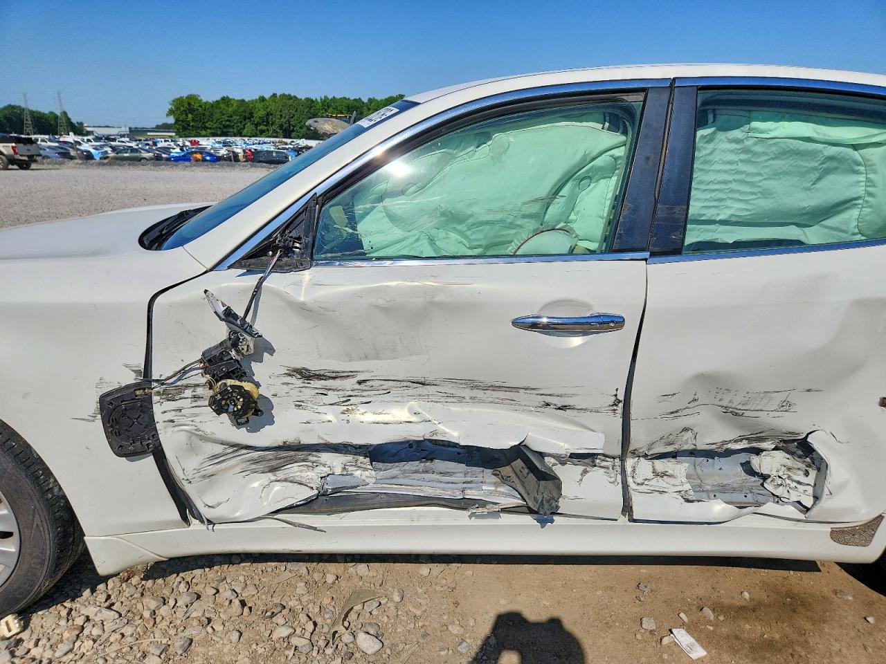 2011 INFINITI M37