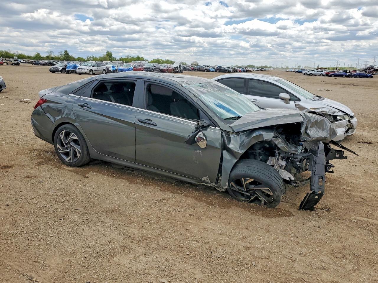 2025 HYUNDAI ELANTRA