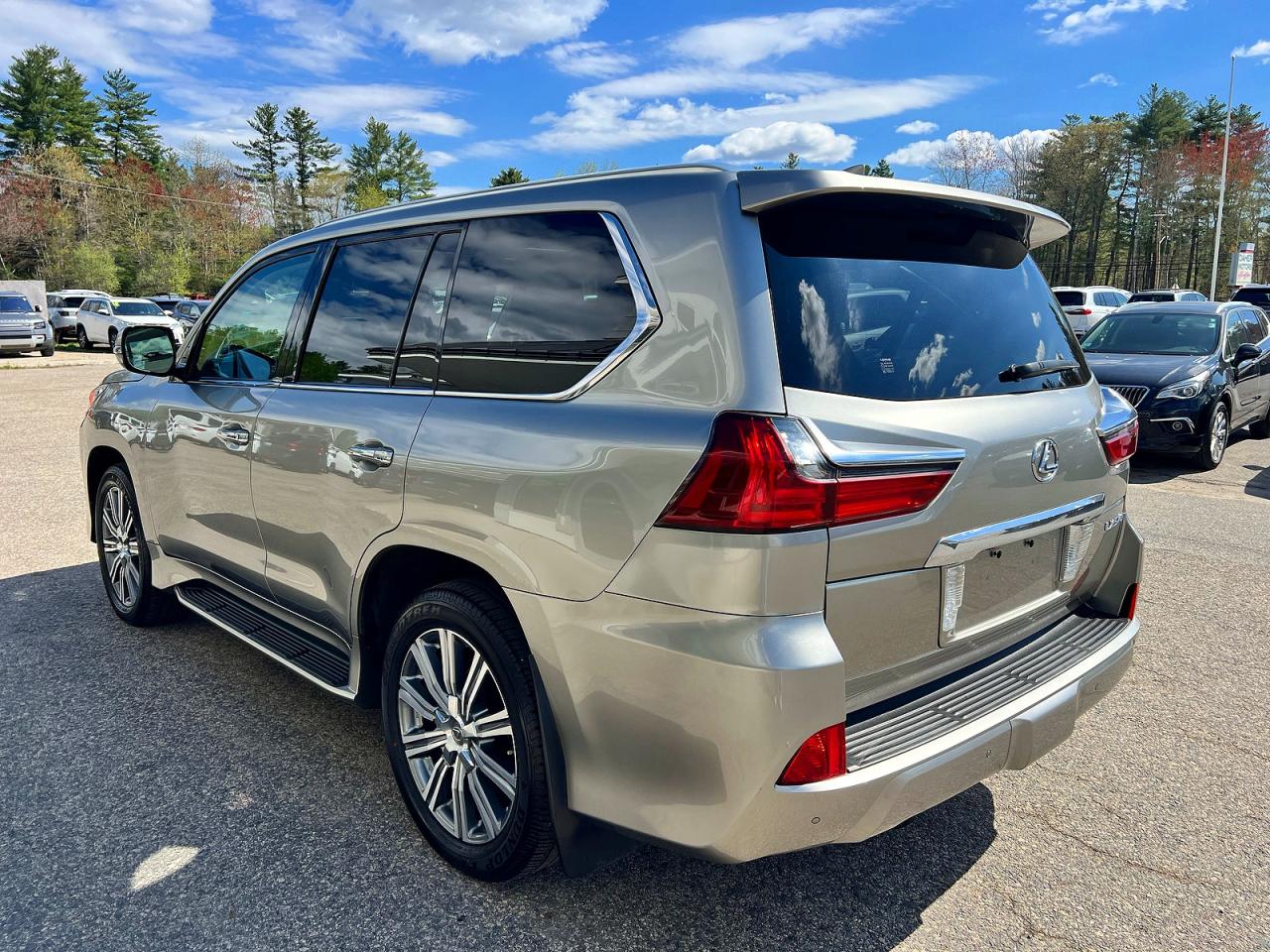 2017 LEXUS LX570