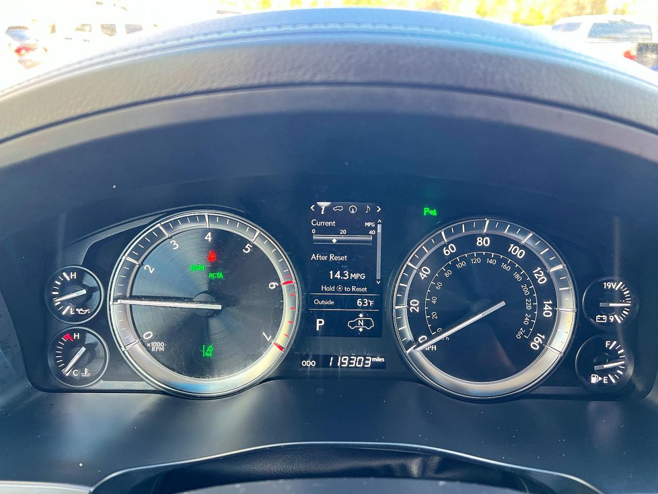 2017 LEXUS LX570