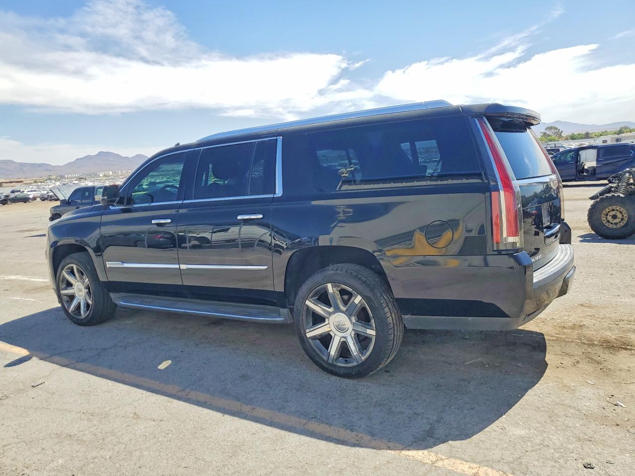 2015 CADILLAC ESCALADE