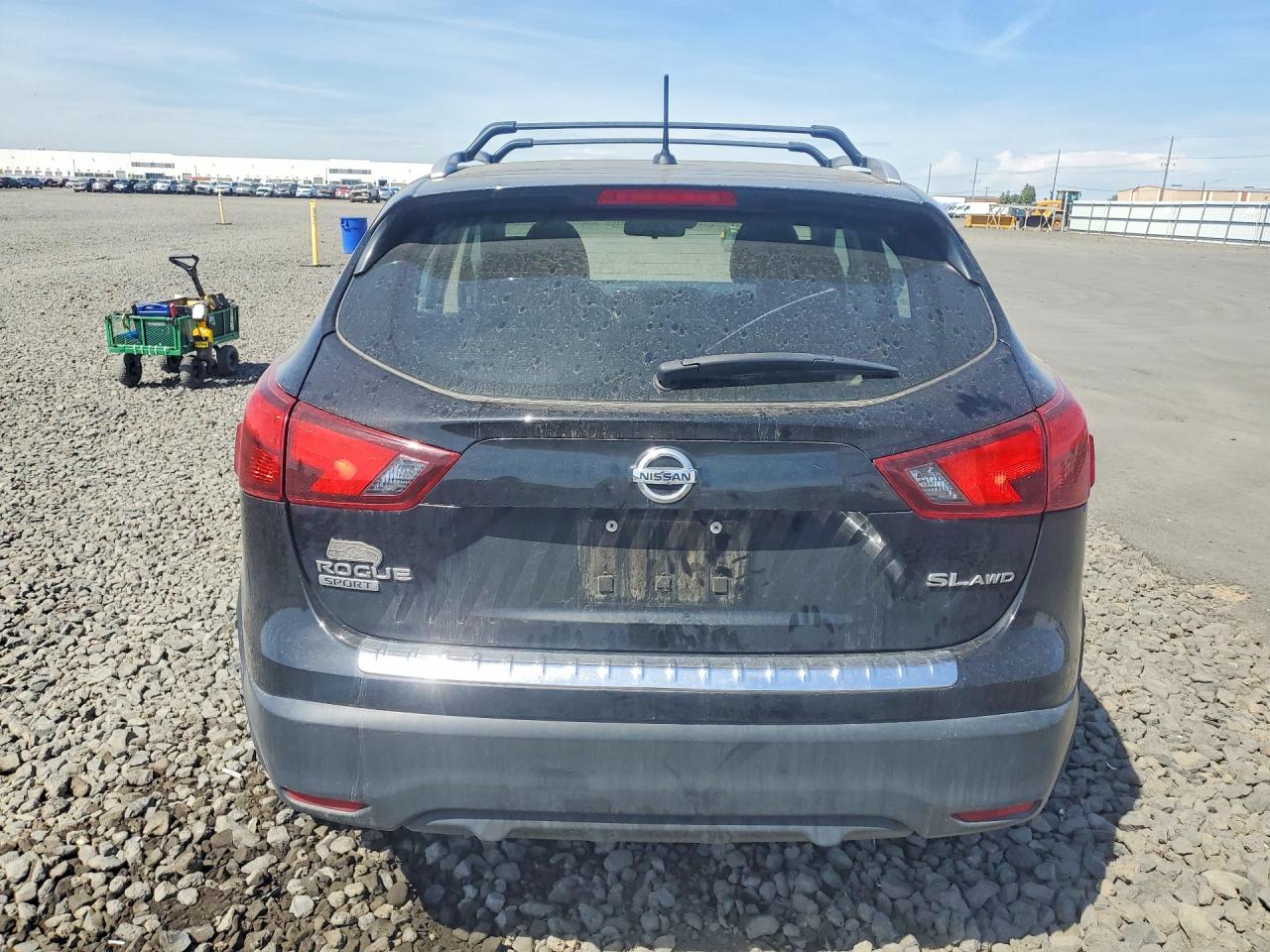 2017 NISSAN ROGUE