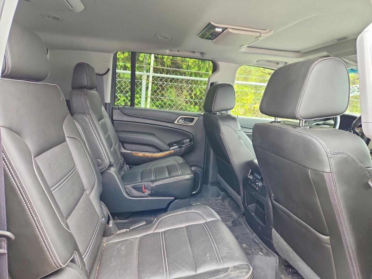 2017 GMC YUKON