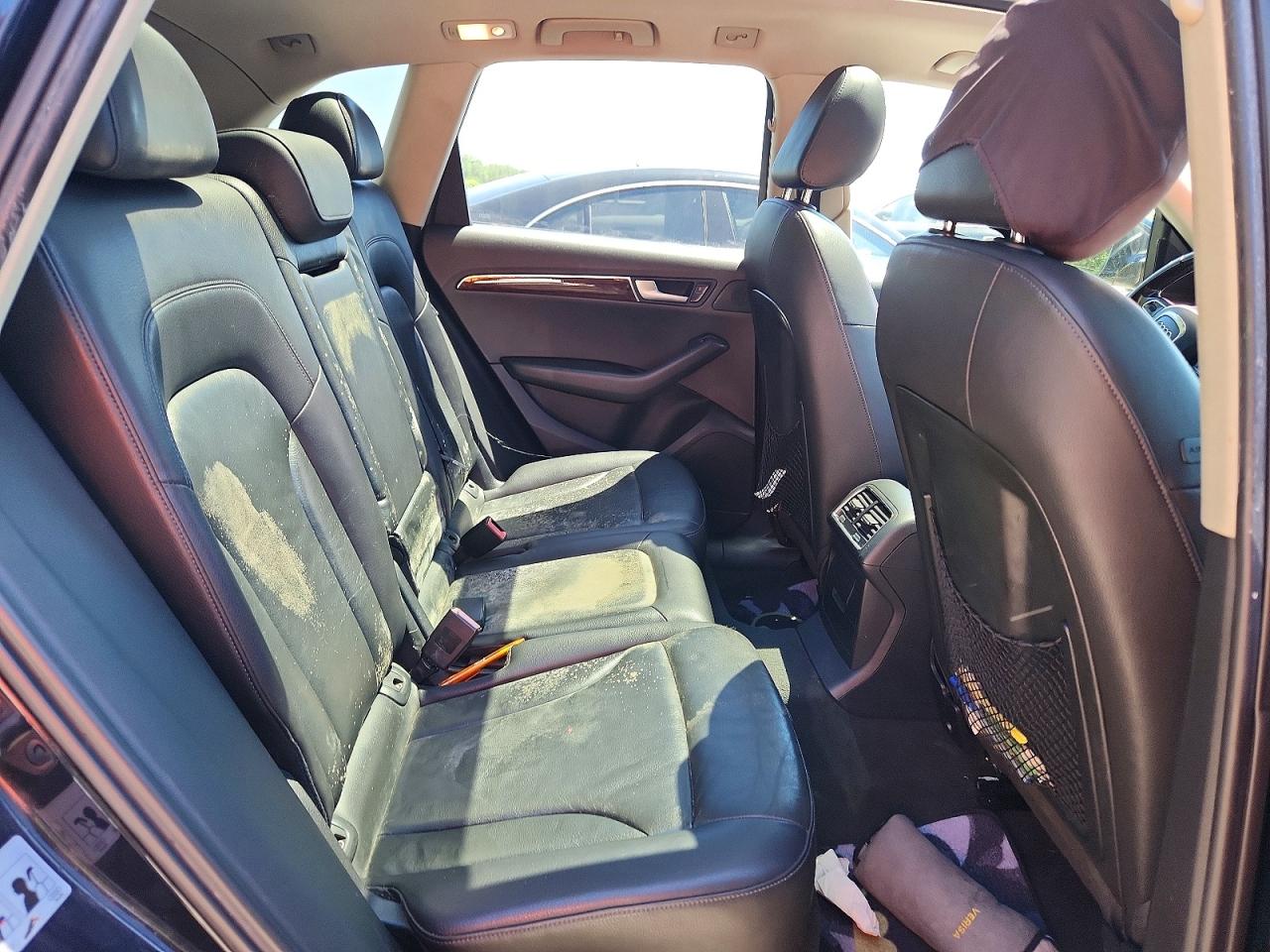 2011 AUDI Q5