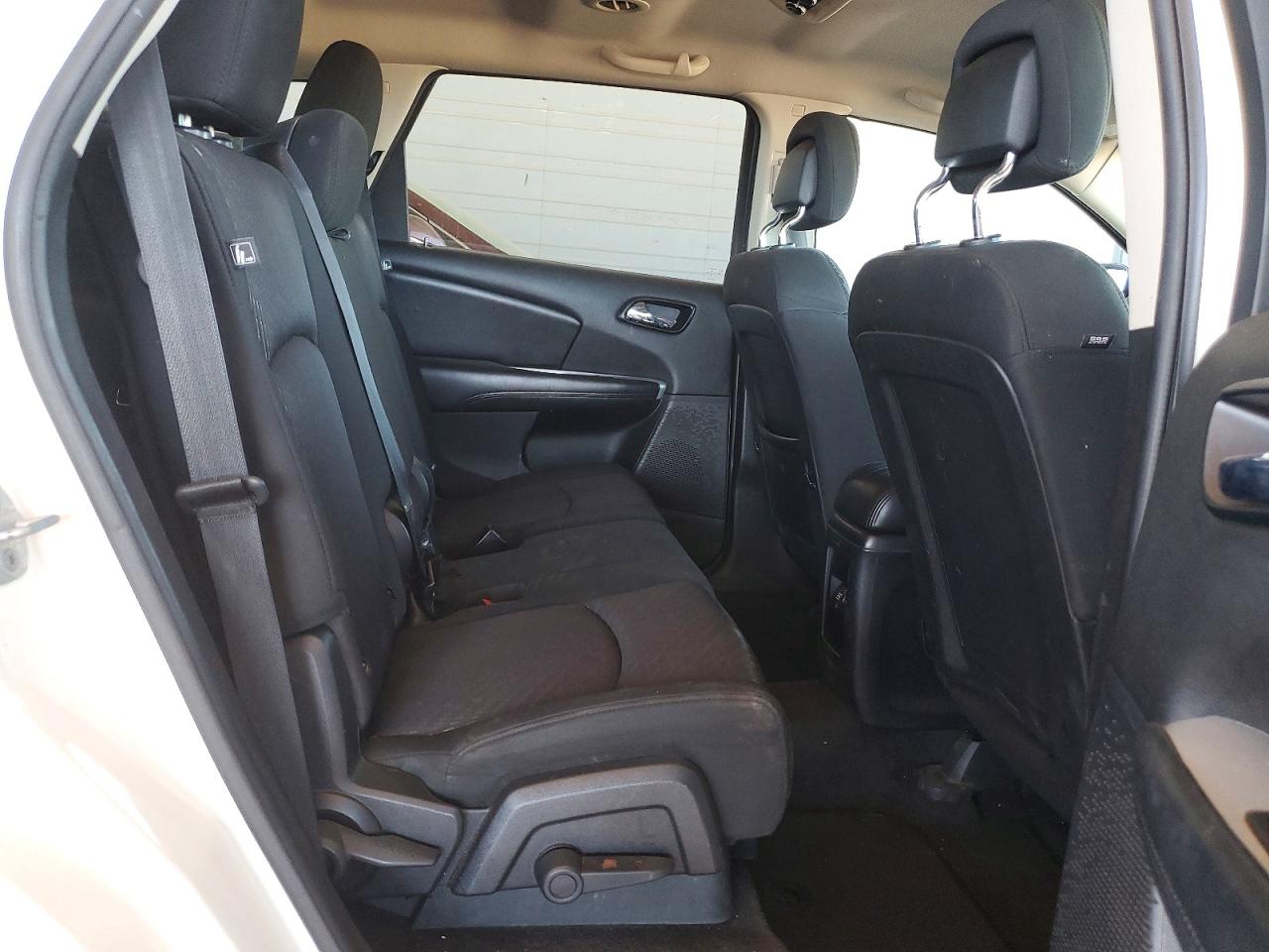 2011 DODGE JOURNEY