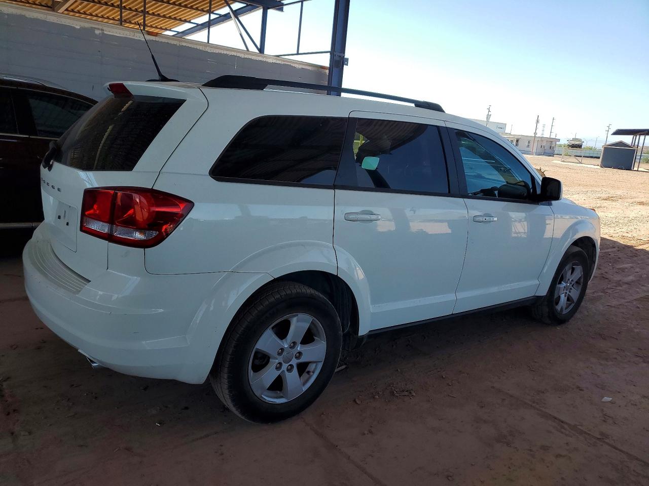 2011 DODGE JOURNEY