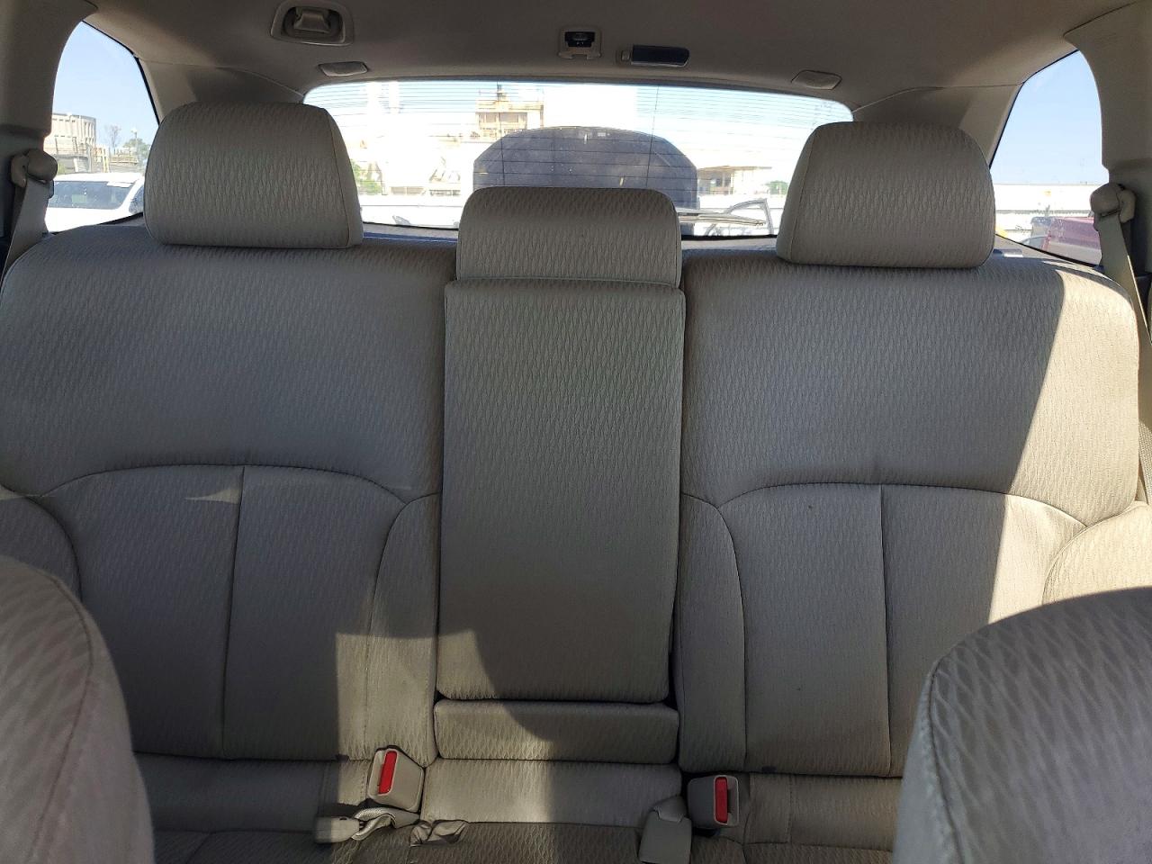 2012 SUBARU OUTBACK