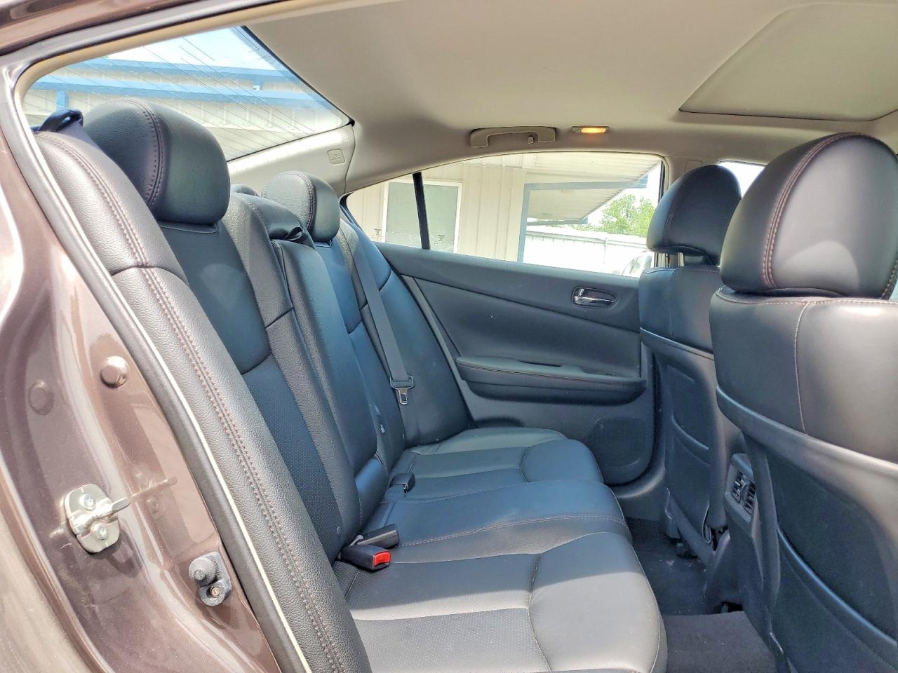 2012 NISSAN MAXIMA