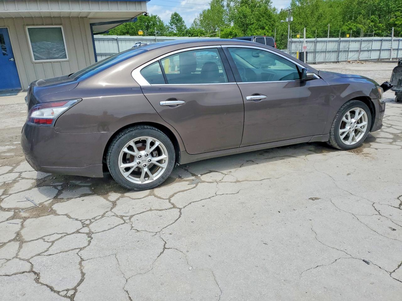 2012 NISSAN MAXIMA