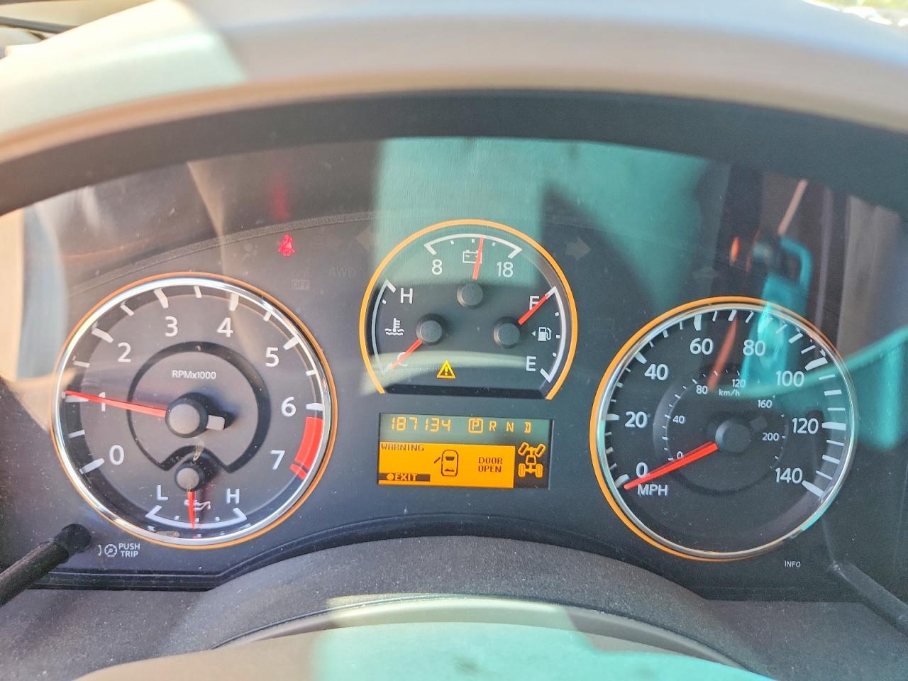 2008 NISSAN TITAN