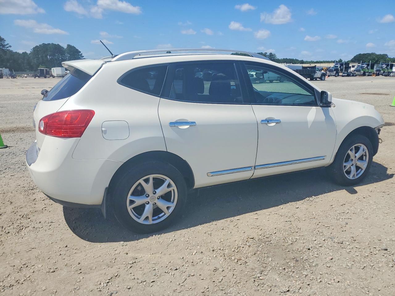 2011 NISSAN ROGUE