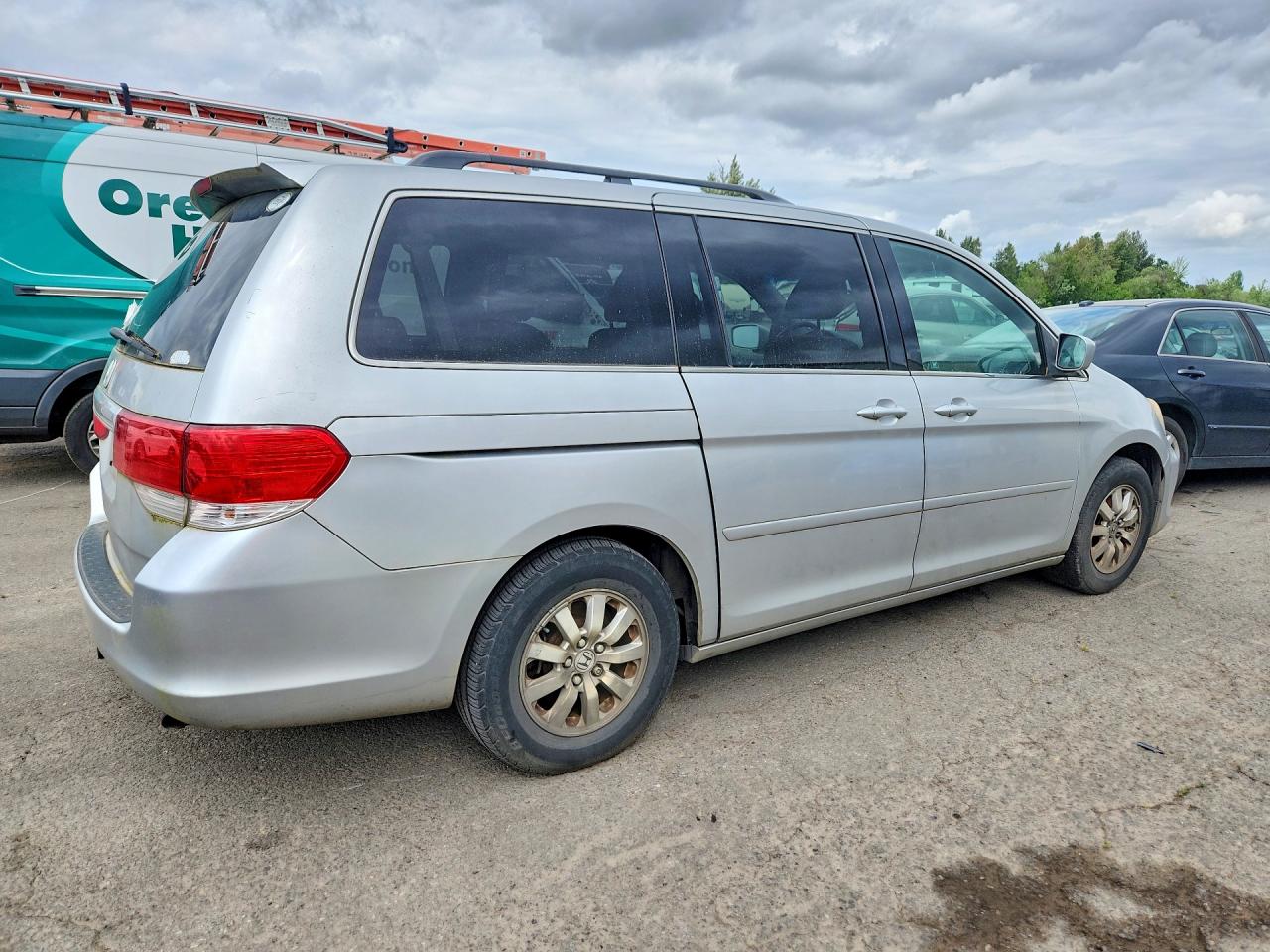 2010 HONDA ODYSSEY
