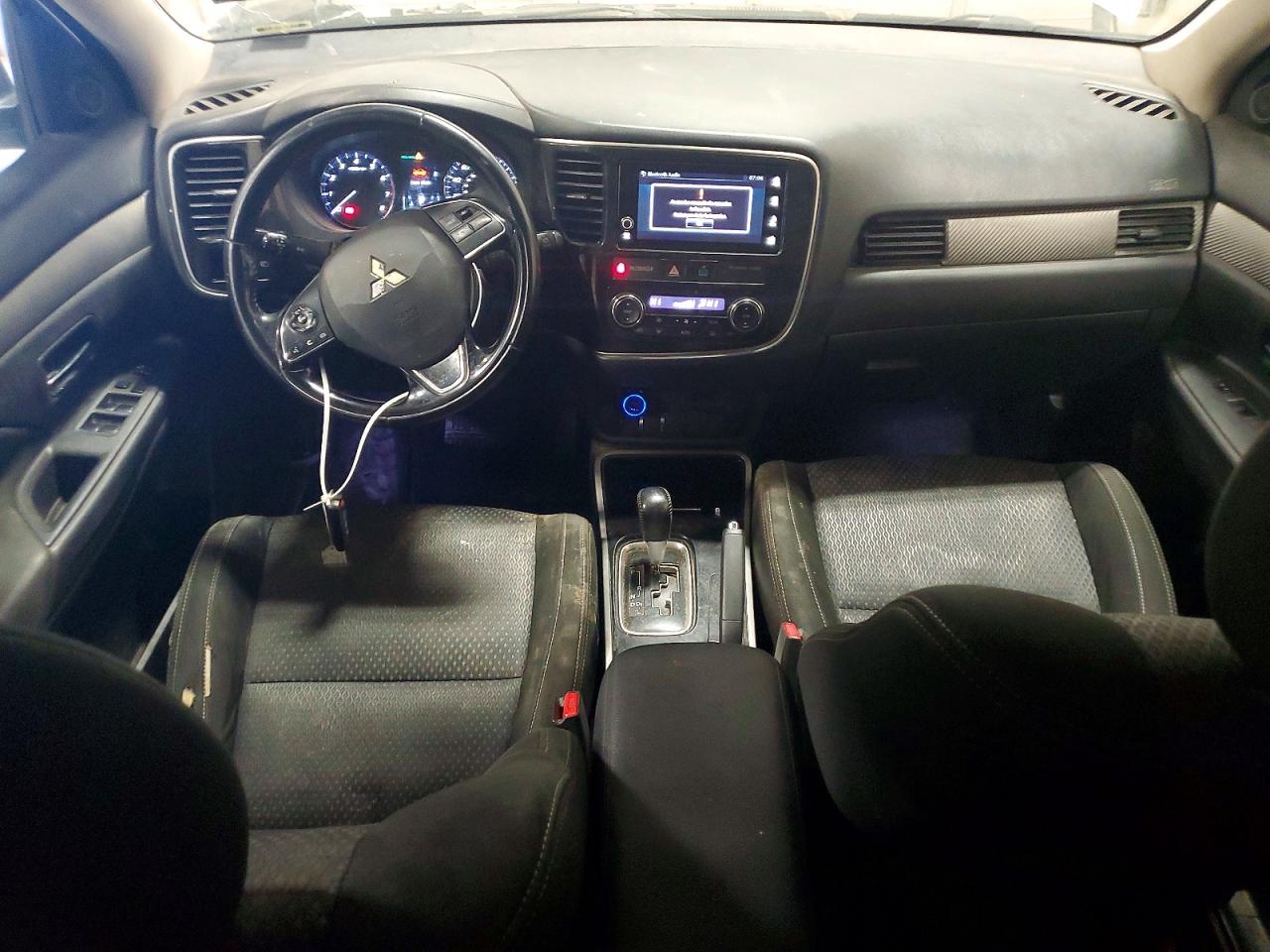 2018 MITSUBISHI OUTLANDER