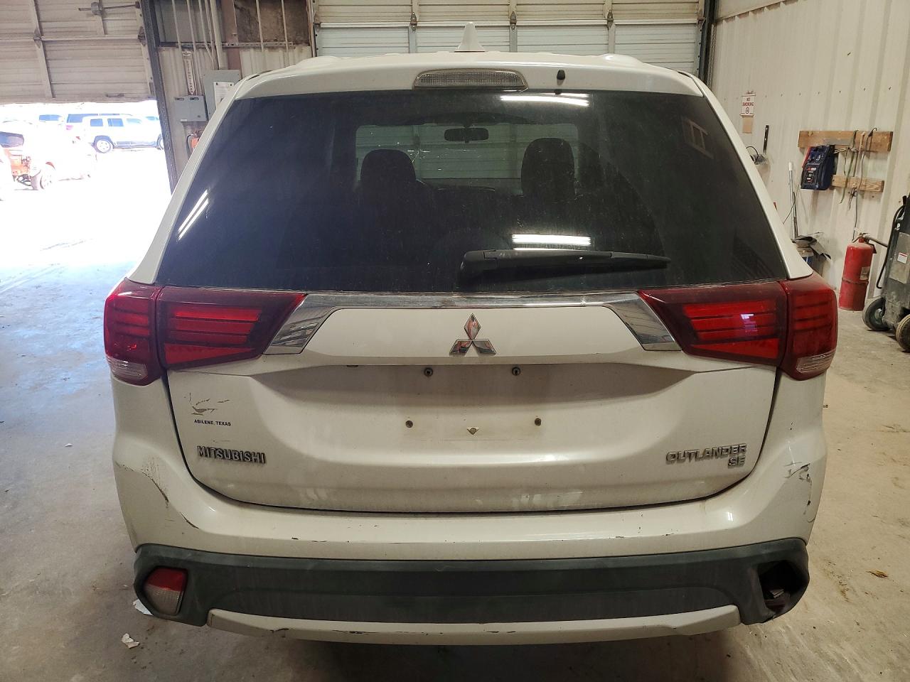 2018 MITSUBISHI OUTLANDER