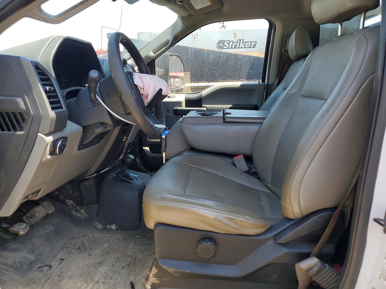 2017 FORD F550