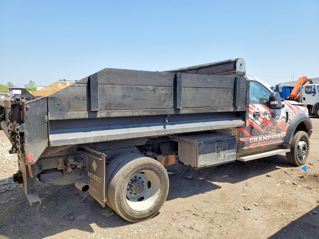 2017 FORD F550