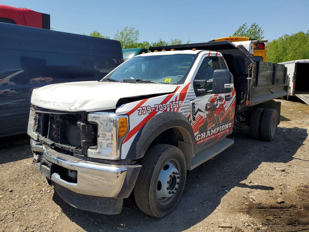 2017 FORD F550