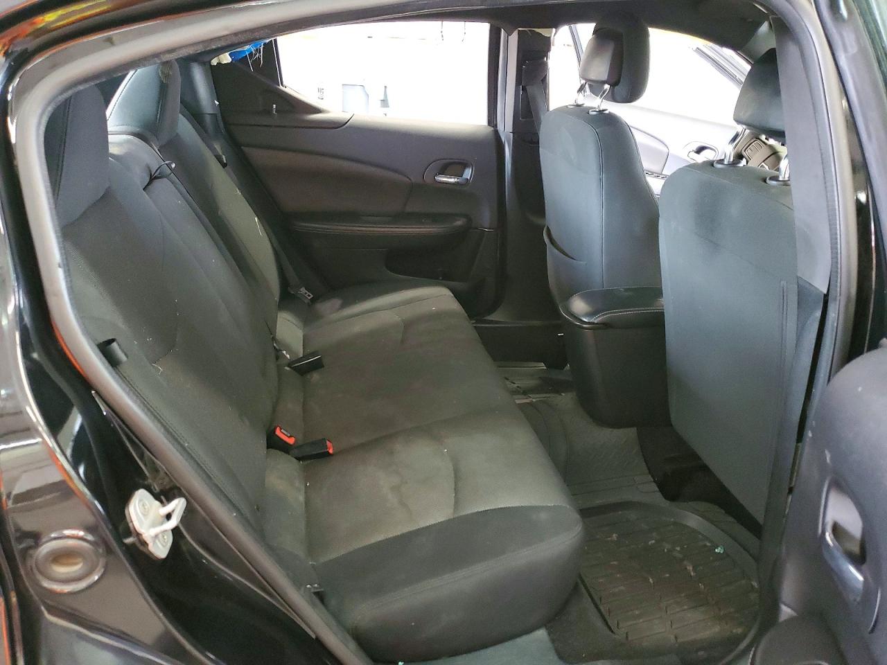 2013 DODGE AVENGER