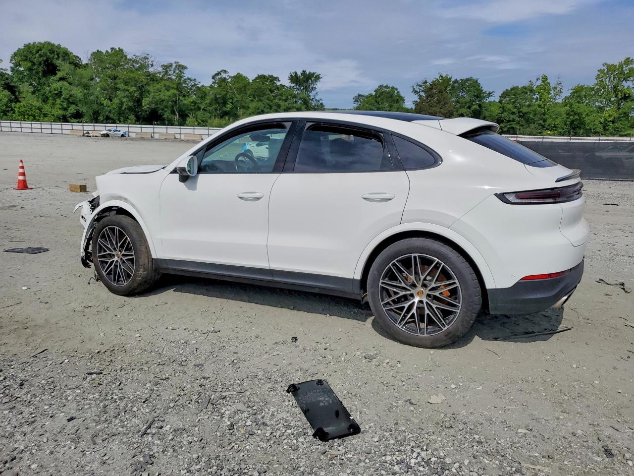 2024 PORSCHE CAYENNE