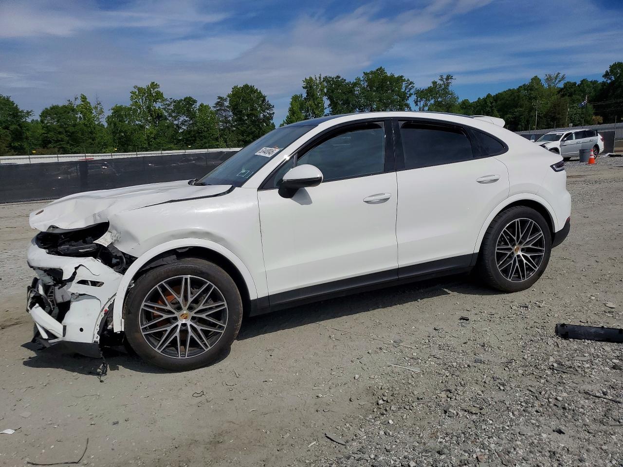 2024 PORSCHE CAYENNE