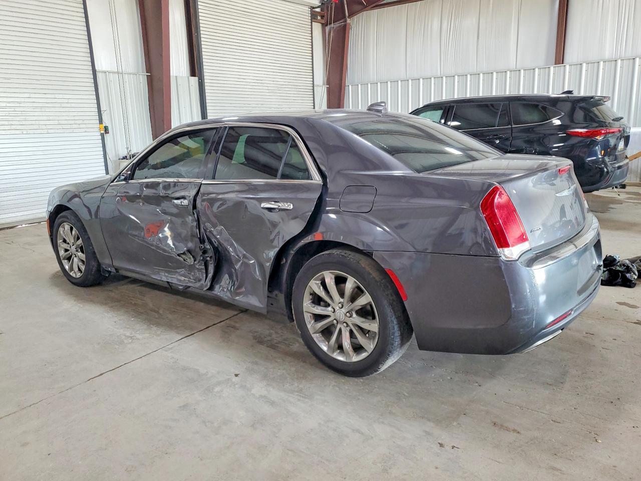 2016 CHRYSLER 300