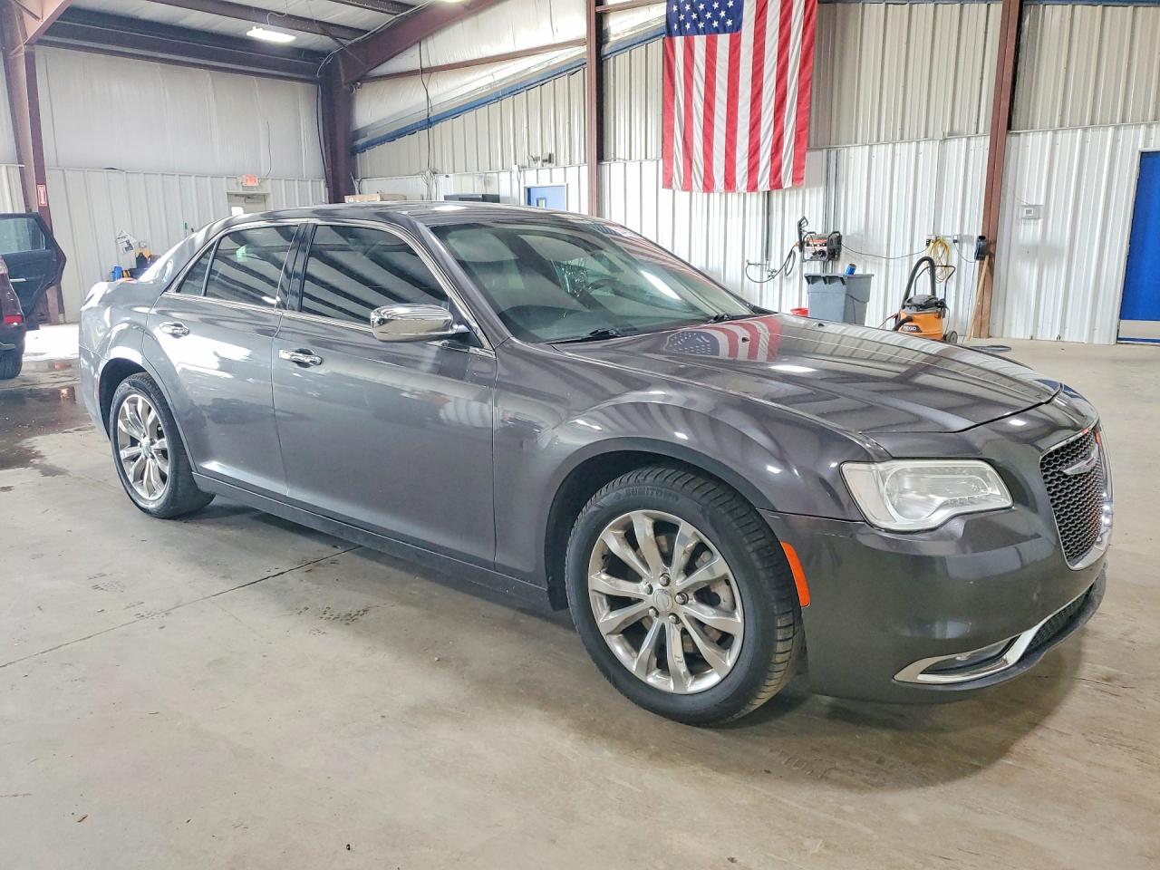 2016 CHRYSLER 300
