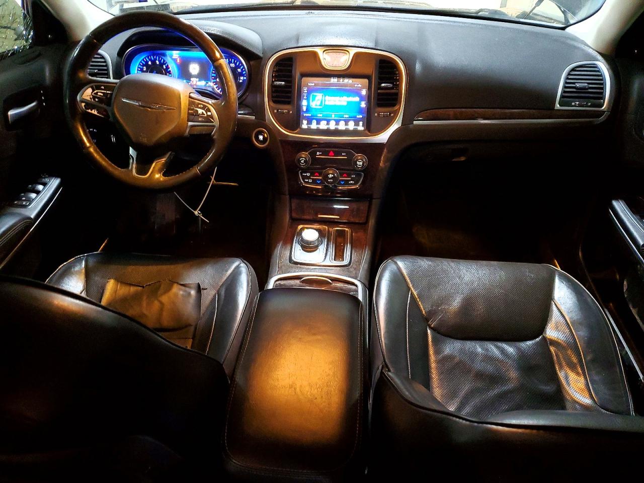 2016 CHRYSLER 300