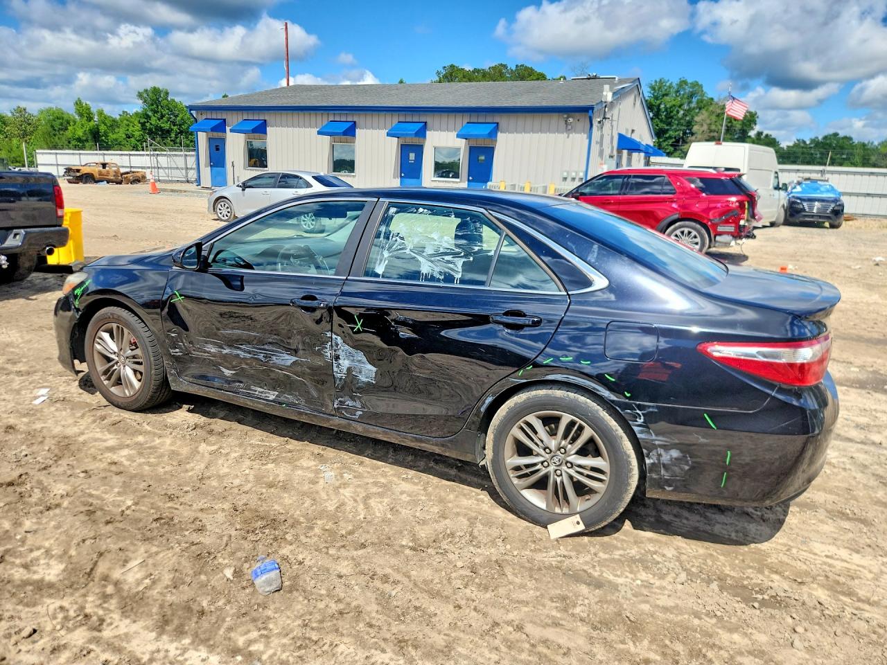 2017 TOYOTA CAMRY