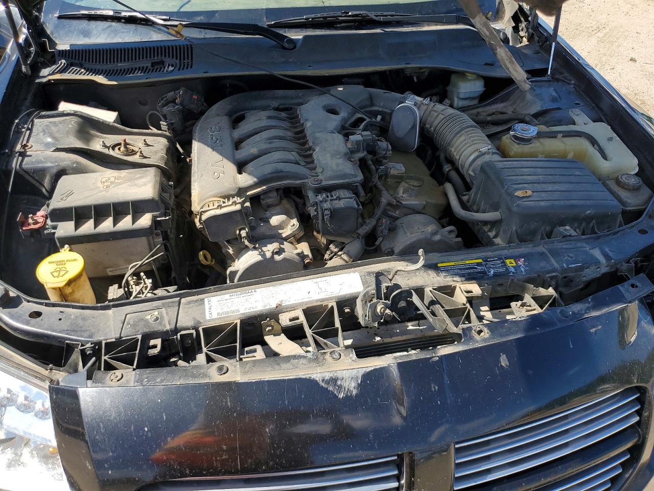2005 DODGE MAGNUM