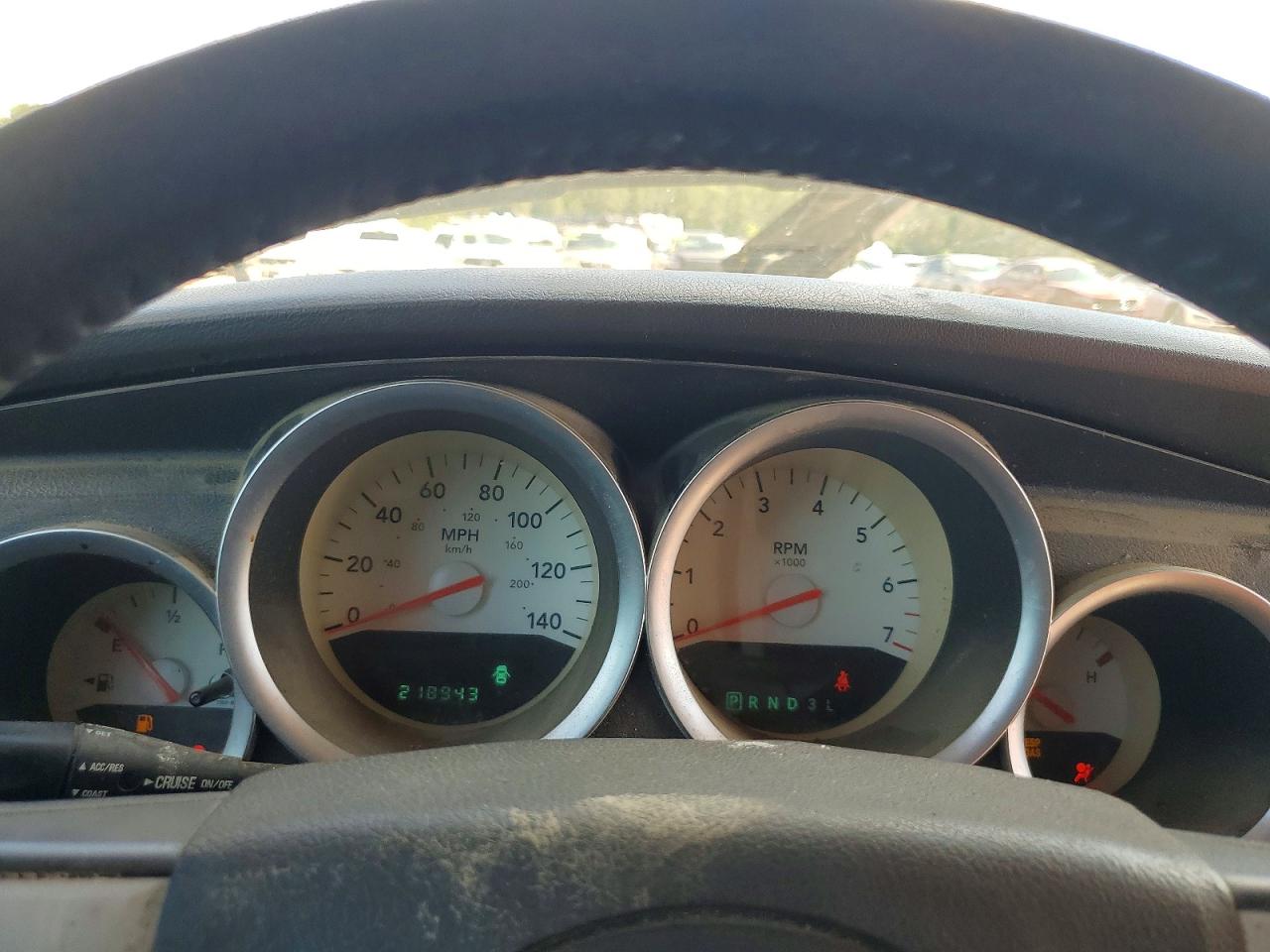 2005 DODGE MAGNUM