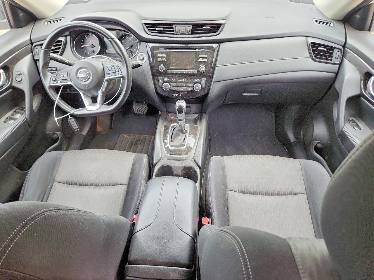 2017 NISSAN ROGUE