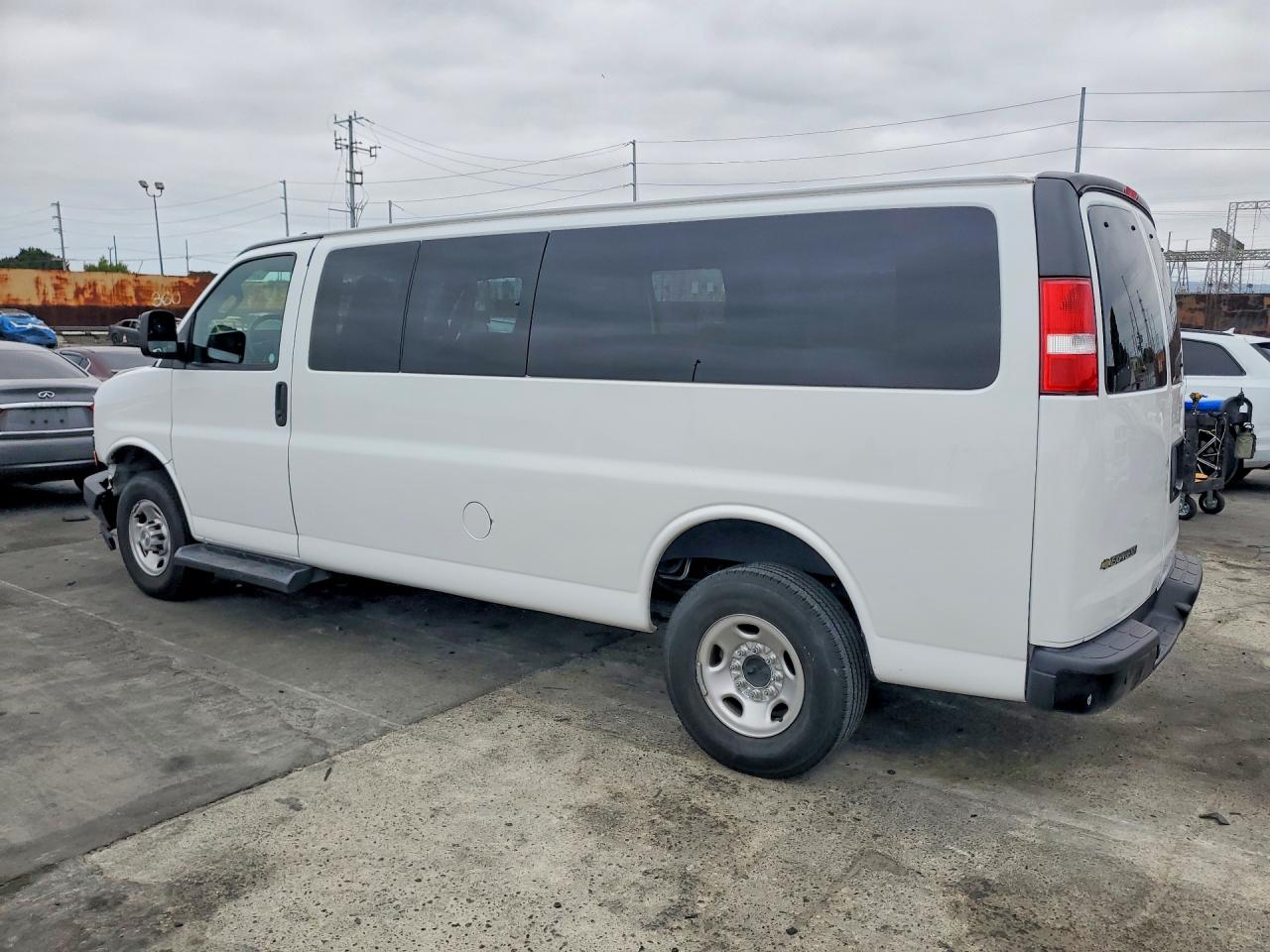 2023 CHEVROLET EXPRESS
