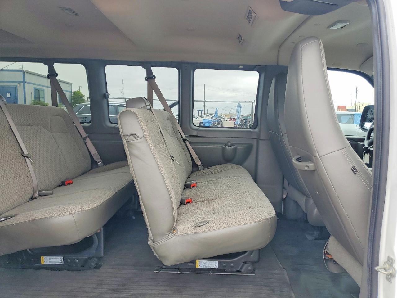 2023 CHEVROLET EXPRESS