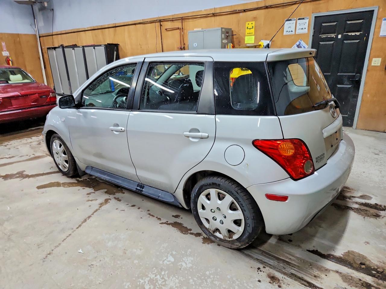 2005 SCION XA