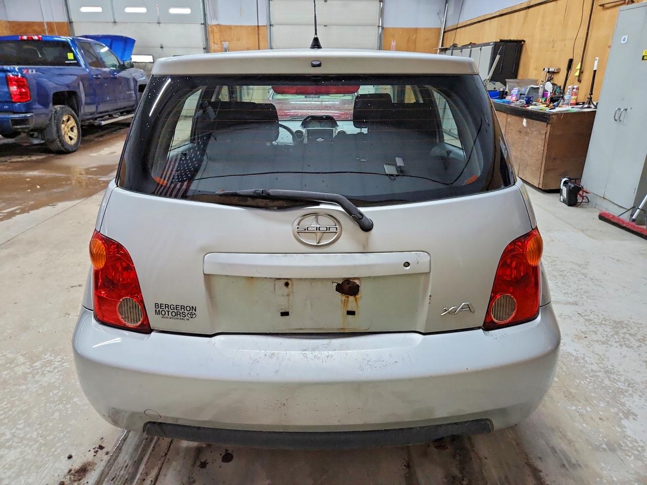 2005 SCION XA