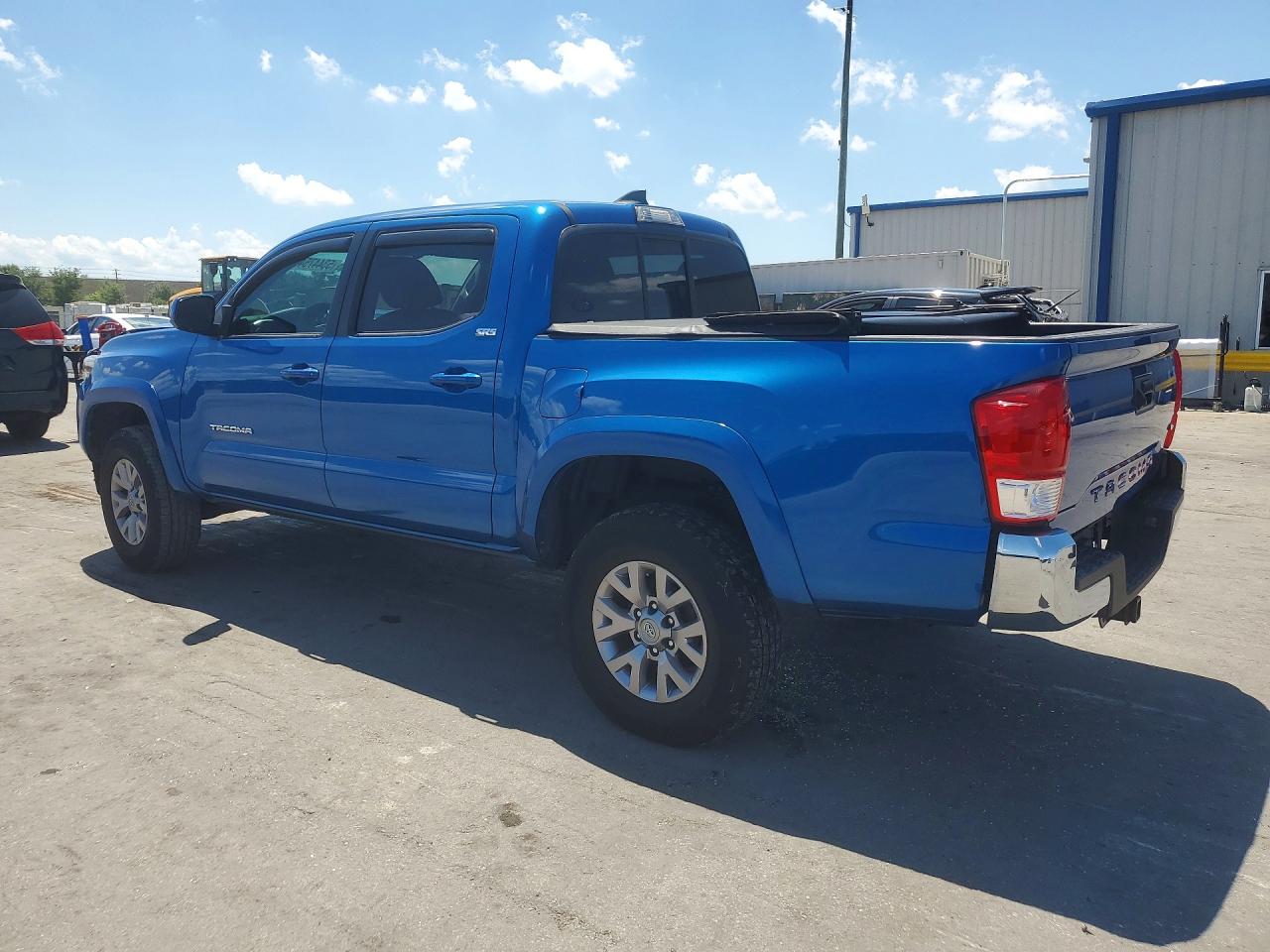 2017 TOYOTA TACOMA