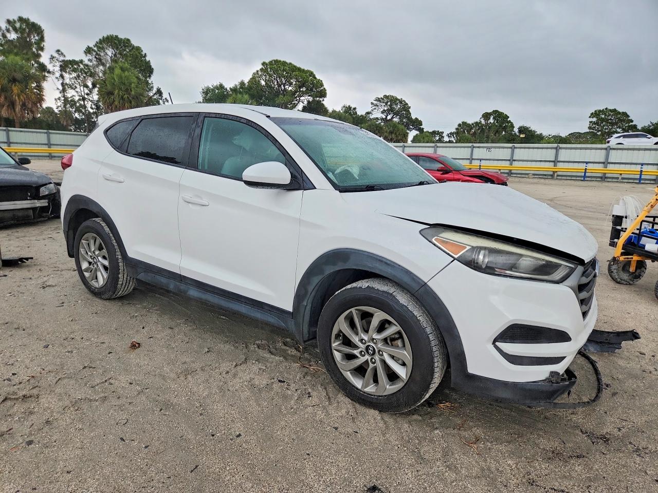 2017 HYUNDAI TUCSON